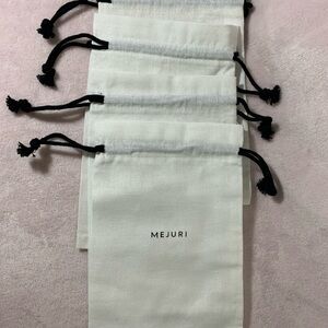 Mejuri Cream Jewelry Pouches Storage Bags with Black Drawstrings 4pk